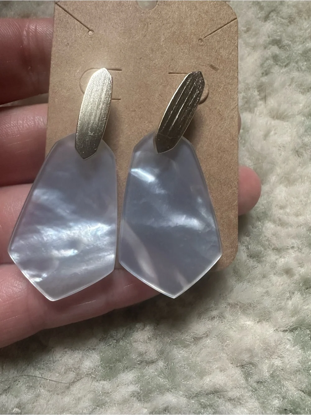 RETIRED-  Kendra Scott Camila Earrings - Gold Mother of Pearl